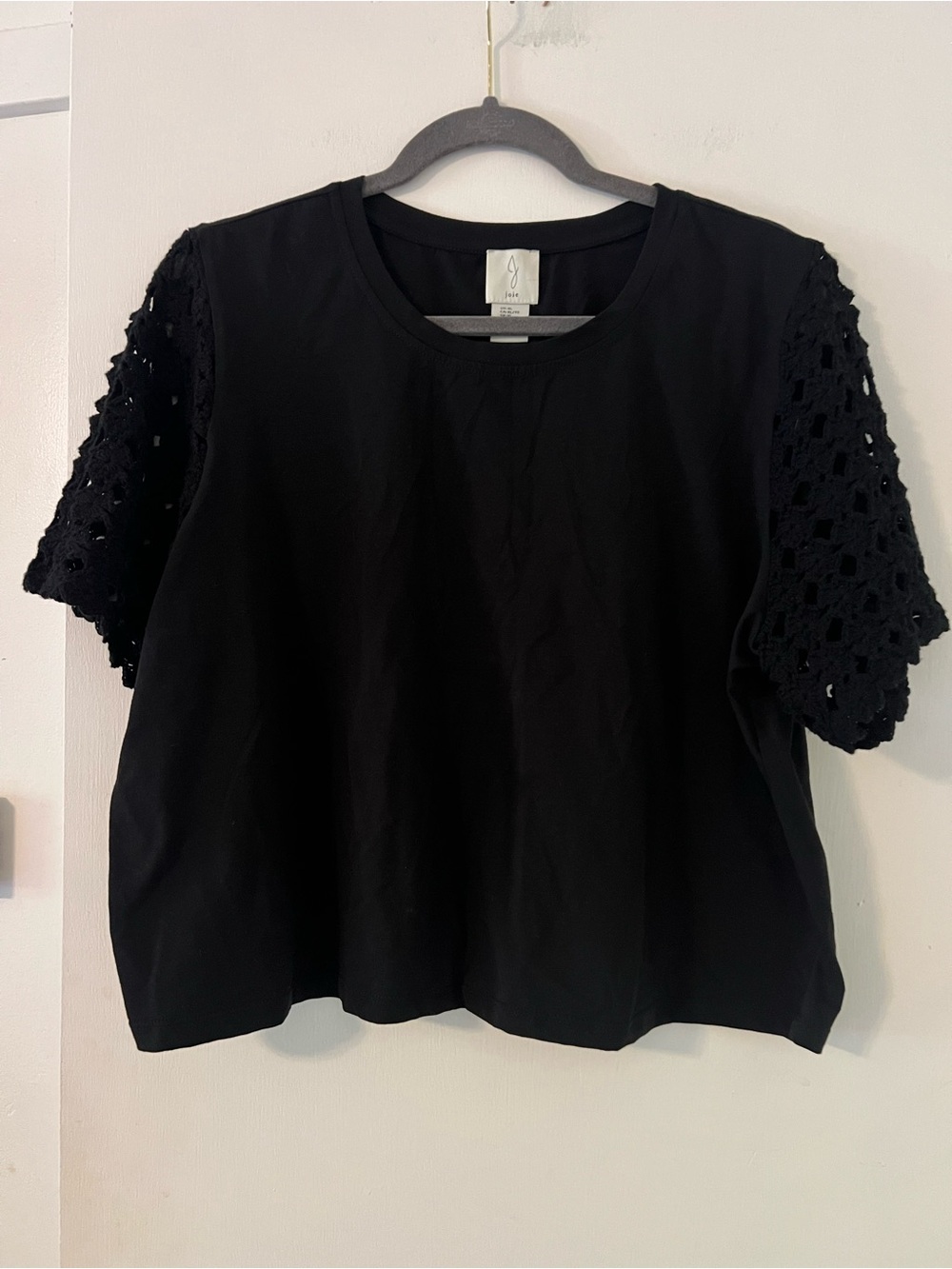 Joie Black Crochet Sleeve Top size XL (Y100)